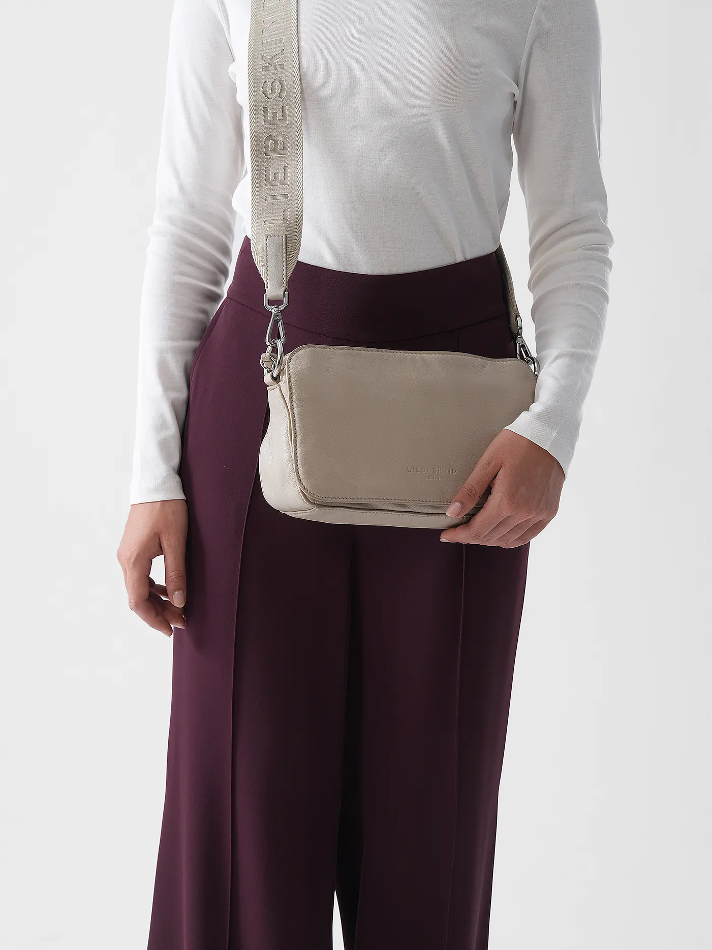 LIEBESKIND BERLIN | Ledertasche - Umhängetasche CLARICE Medium | creme
